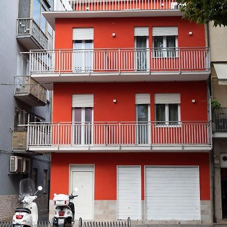 Dimora Rossa Bed & Breakfast Sottomarina Exterior photo
