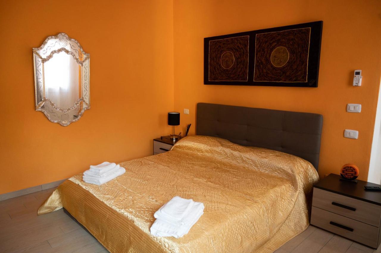 Dimora Rossa Bed & Breakfast Sottomarina Exterior photo
