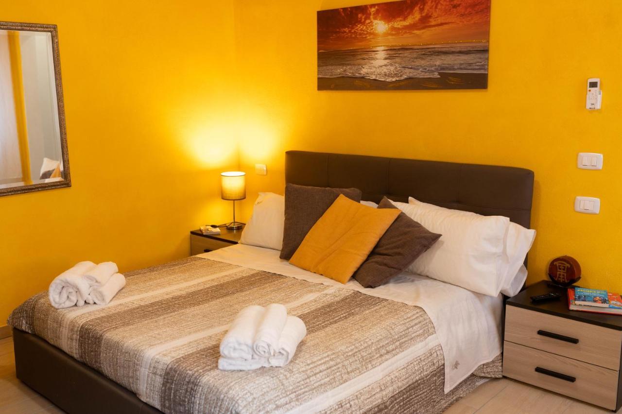 Dimora Rossa Bed & Breakfast Sottomarina Exterior photo